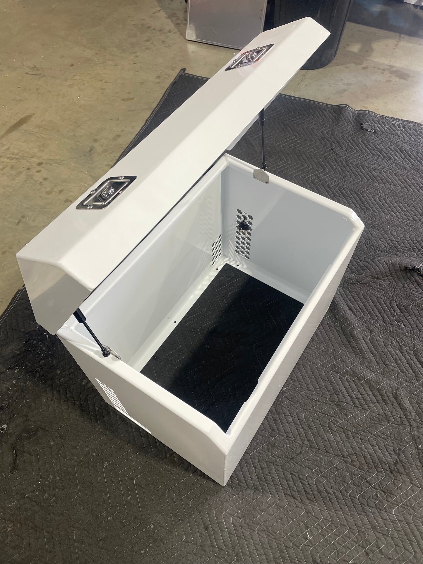 38L MR40F Engel Eclipse