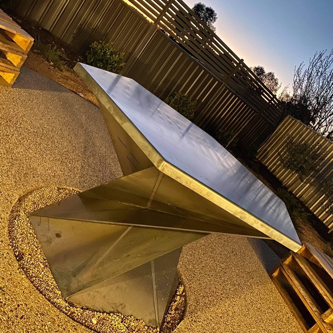 Swirly Bird Fire Pit